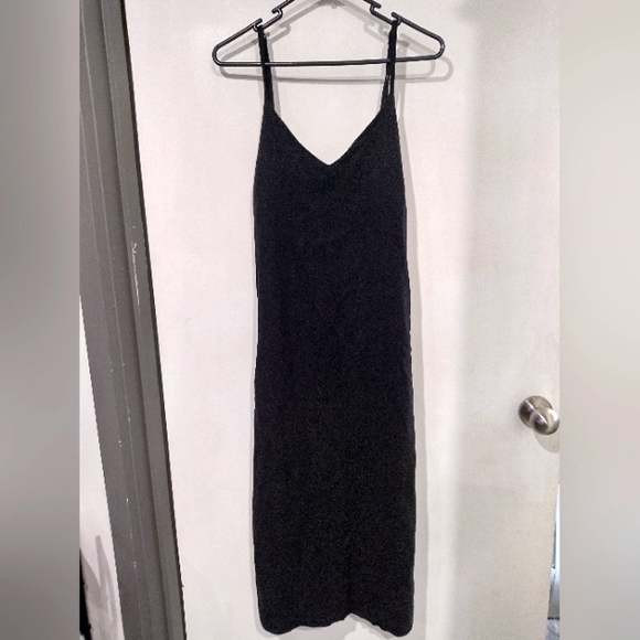 perfect stranger Dresses & Skirts - Perfect Stranger black midi slip dress NEW